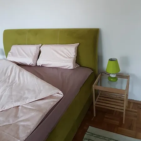 Aora Apartman