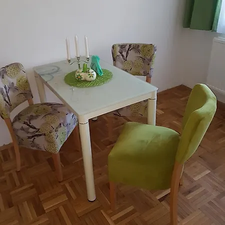 Aora Apartman